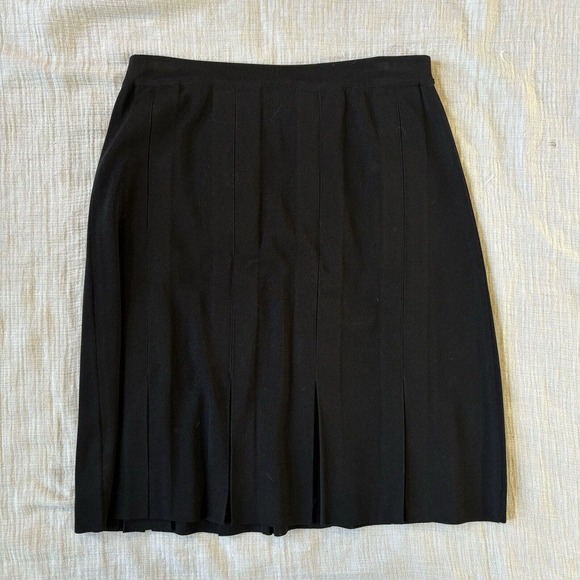 Misook Dresses & Skirts - Exclusively Misook‎ Petite Knit Black Pleated Skirt Womens medium A line